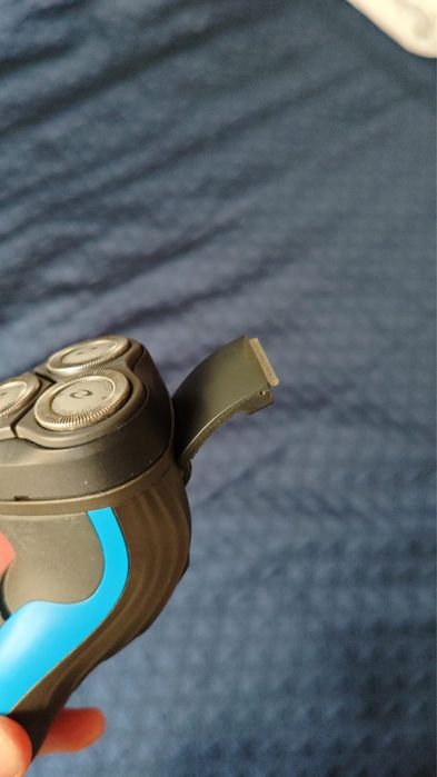 Электробритва Philips