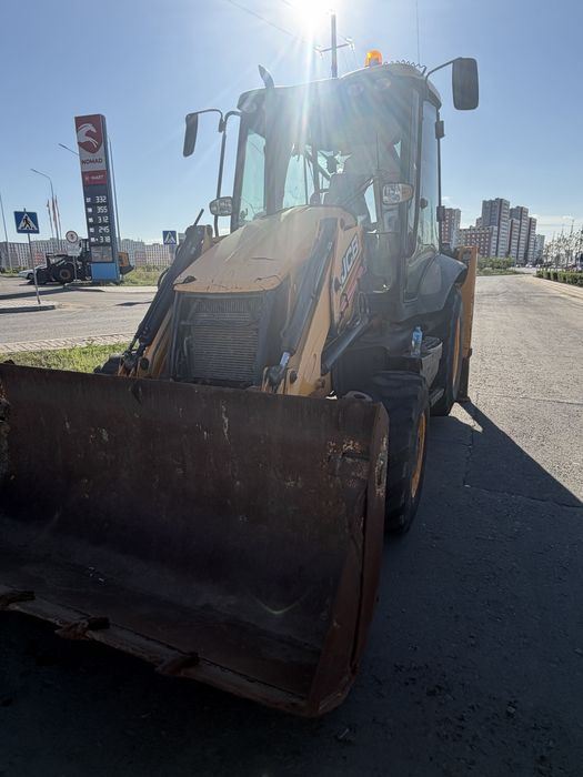 JCB на ходу торг при осмотре