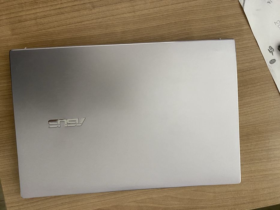 Продам ноутубк Asus