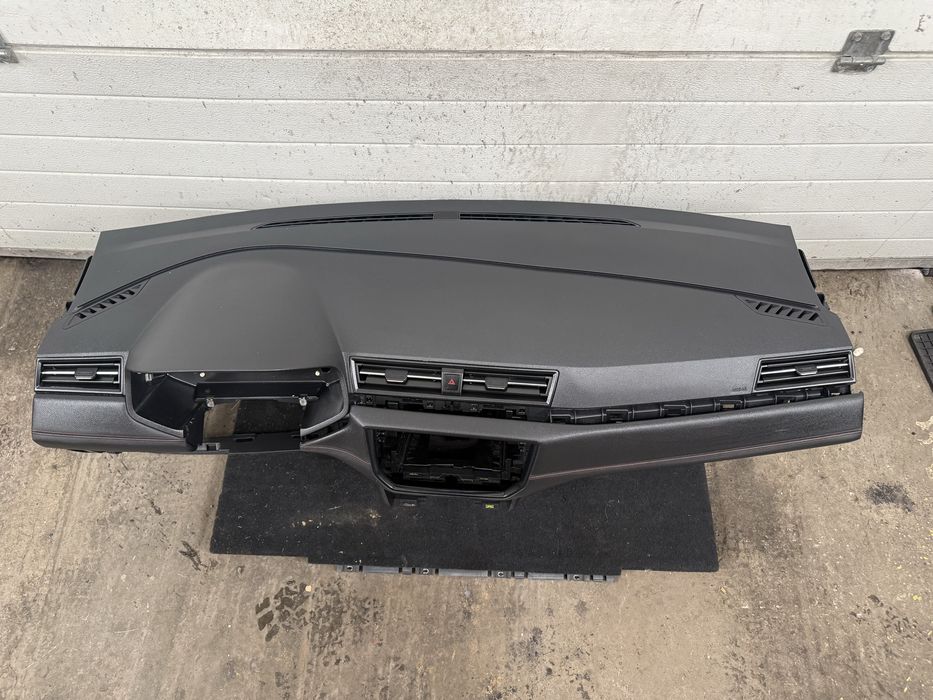 Plansa bord seat arona FR 2017-2021 dezmembrari seat arona FR