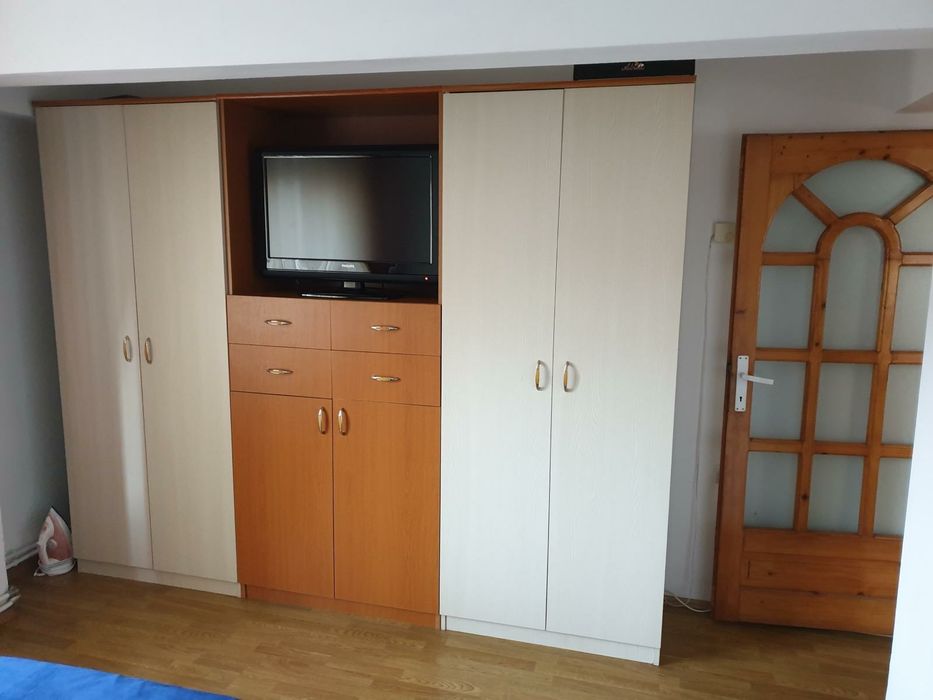 Chirie apartament, persoana fizica inchiriez apartament cu trei camere
