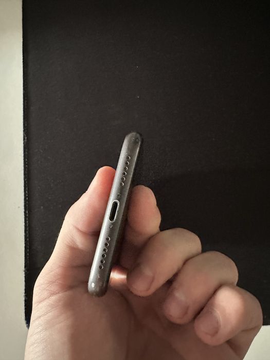 Iphone 11 (64gb)