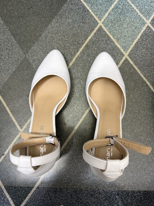 Женские кожаные туфли