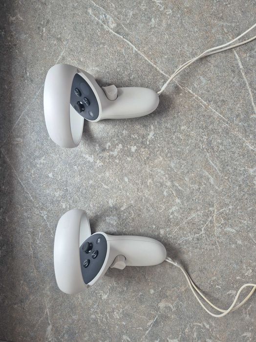 Oculus Meta Quest 2 + Husa originala + Casti Logitech VR