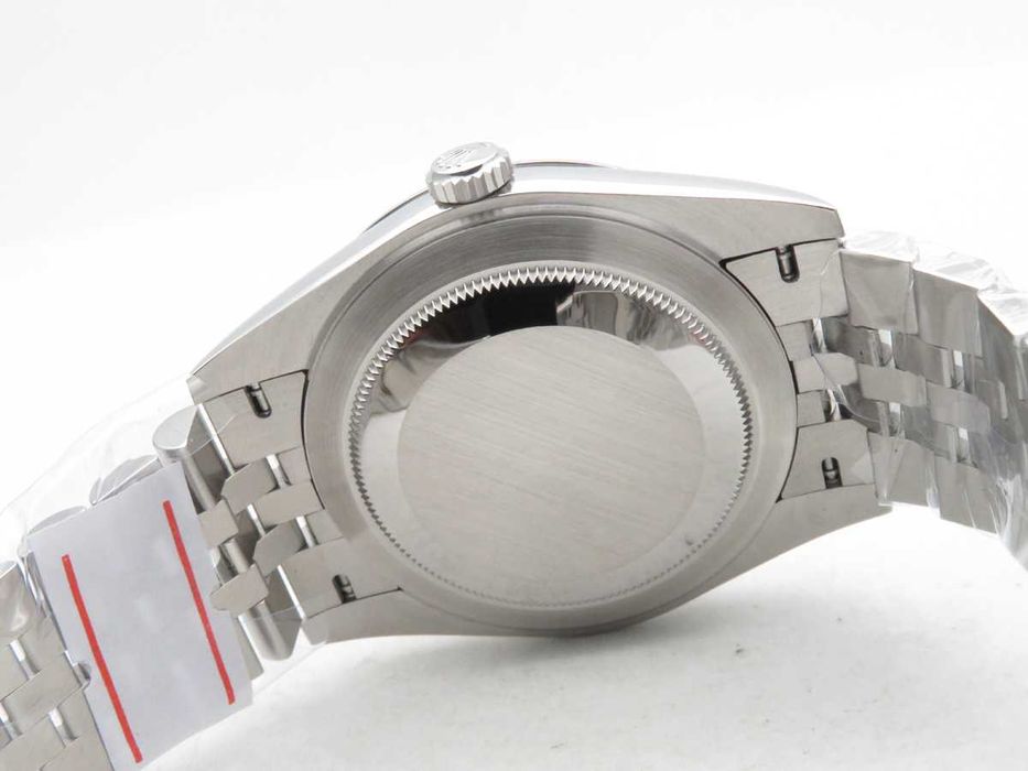 Rolex Datejust 41mm Smooth Bezel Black Dial Jubilee – реални снимки – София