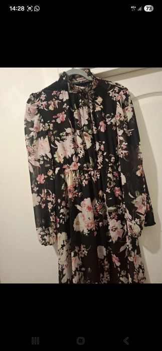 Rochie eleganta inflorata