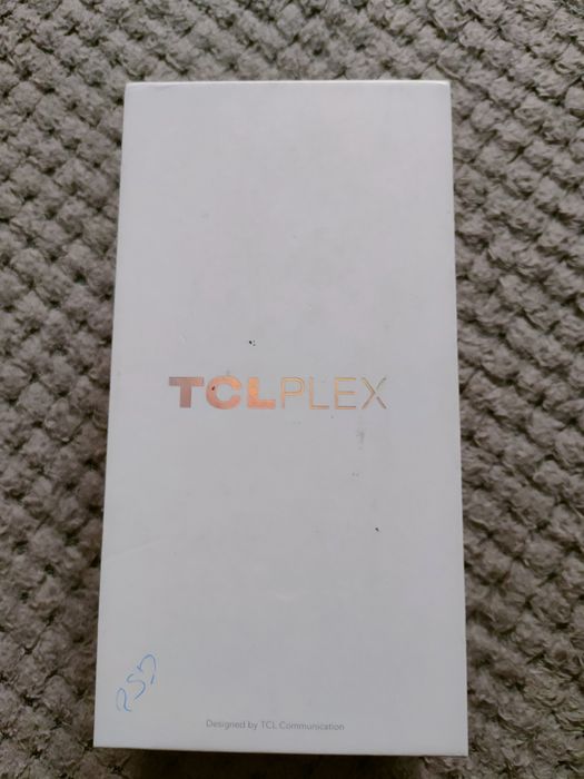 Vând sau schimb TCL plex