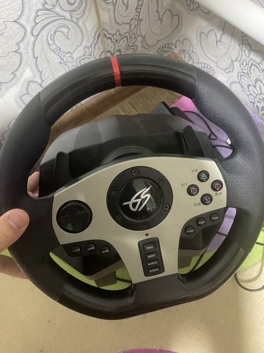 Руль от компаний dexp меньше года