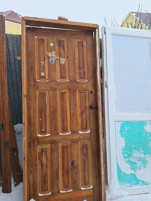 Продам межкомнатные двери