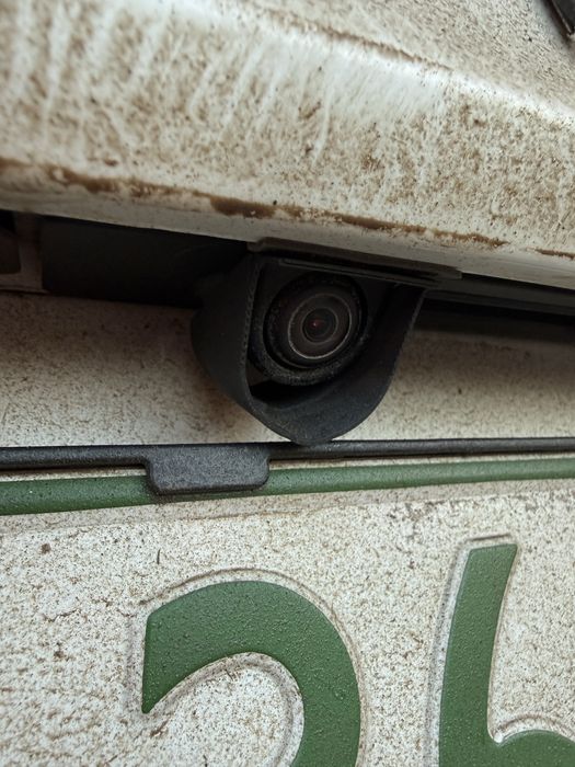 Качулка предпазител за задна камера на тесла /Teala