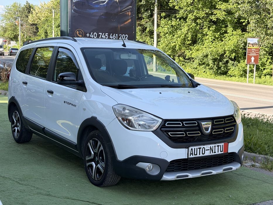 Dacia Lodgy Stepway 7 locuri si in Rate