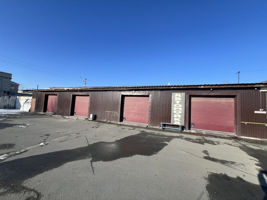 Сдам в аренду боксы 1000 кв/м