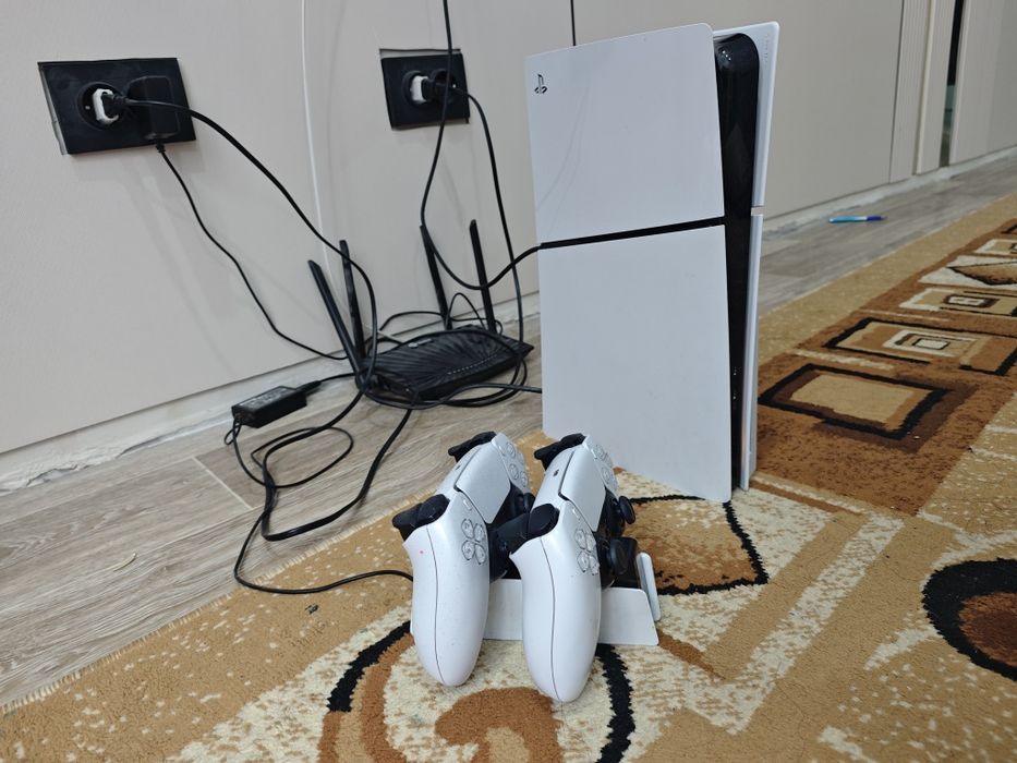 Продам либо обменяю sony playstation 5