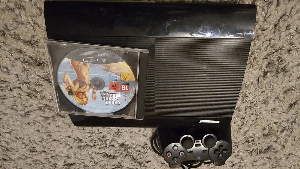 Playstation 3 Sony ps3 + joc GTA 5 si Fifa