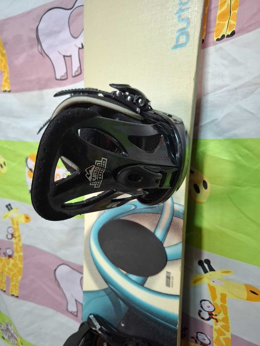 Placa snowboard Burton Cruzer 140 cm cu legaturi Burton incluse