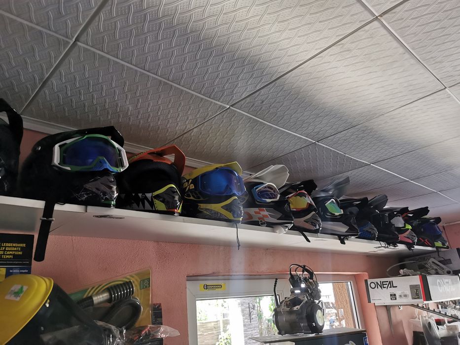 Piese și accesorii enduro și motocross