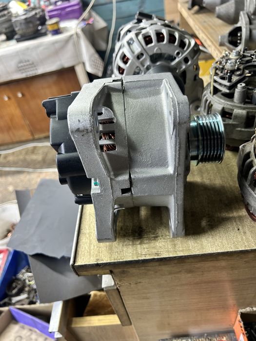 Лада Веста Генератор