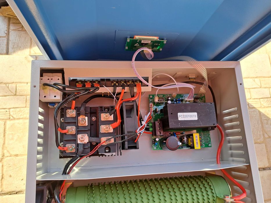 Controler eolian 2000 W