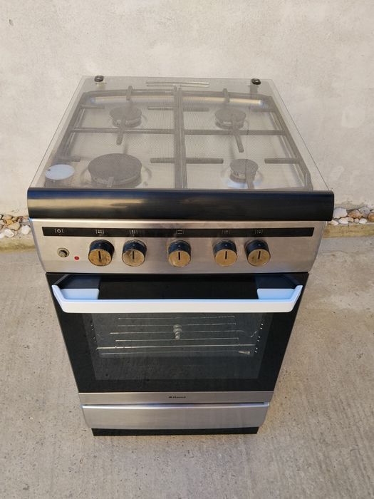 Aragaz Hansa FCGX53021, Gaz, 4 arzatoare, Aprindere electrica, 50cm, Inox