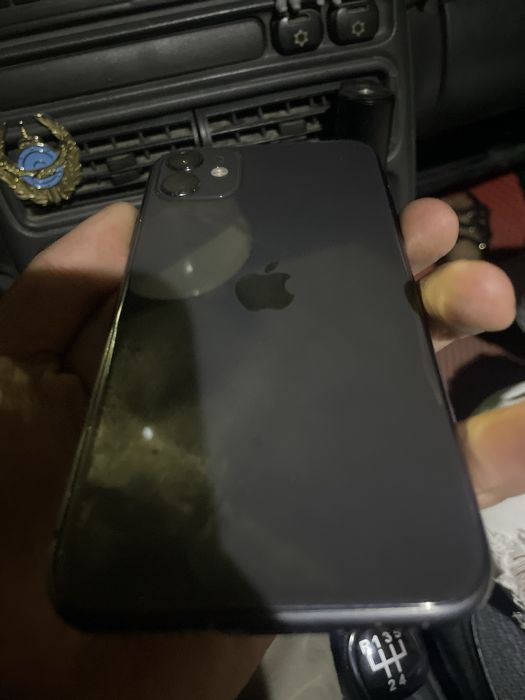 продается Iphone 11