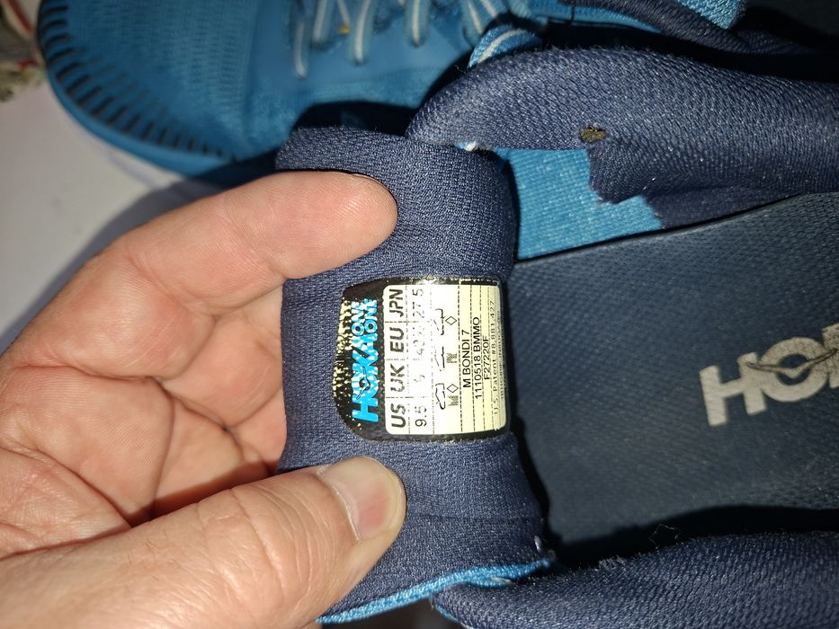 Vând adidasi Hoka nr 42 originali