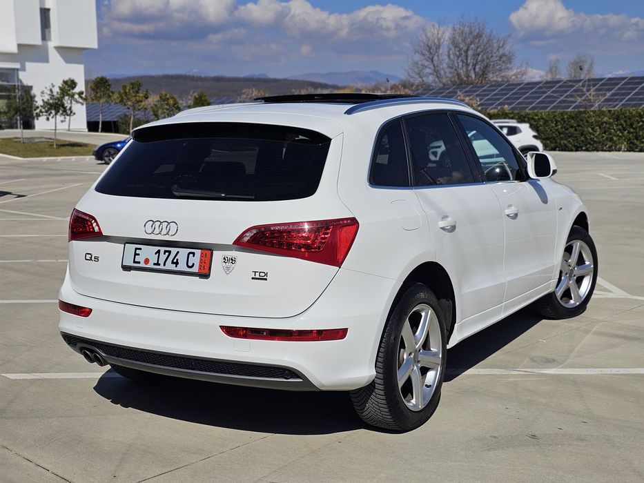 Audi Q5 2.0 Tdi 170 cp / 3x Sline