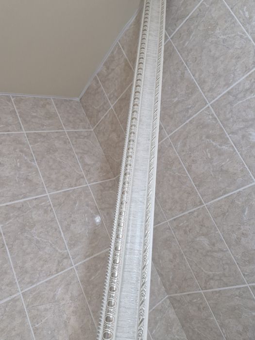 Продаём  гардину