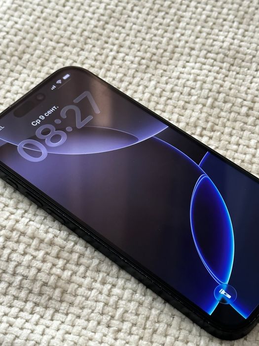 Продам Iphone 16 pro max