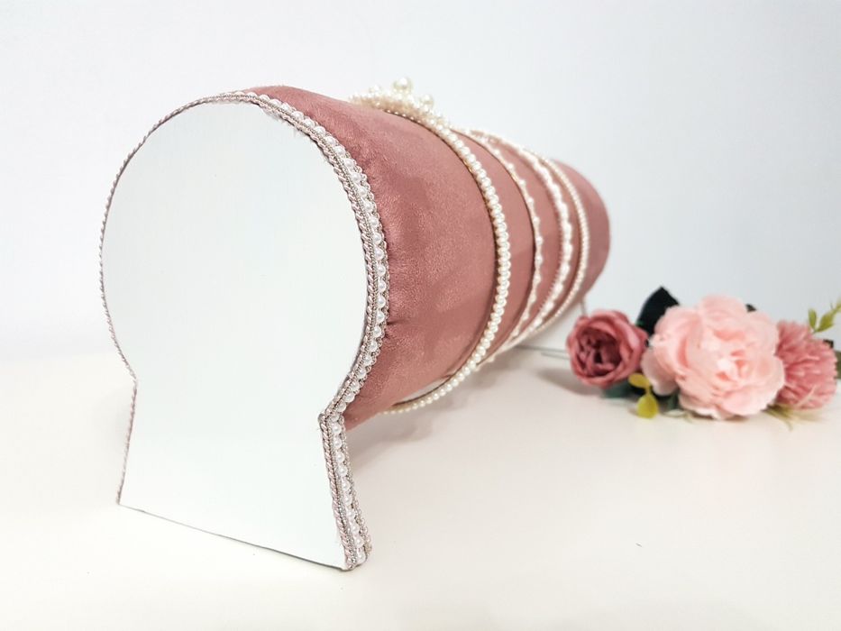 Suport de cordeluțe