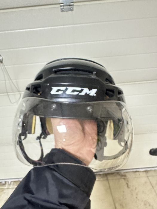 Шлем хоккейный ССМ и Bauer