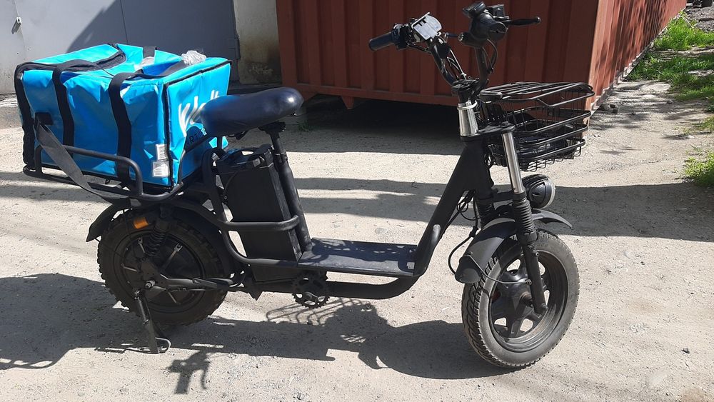 Самакат электрони