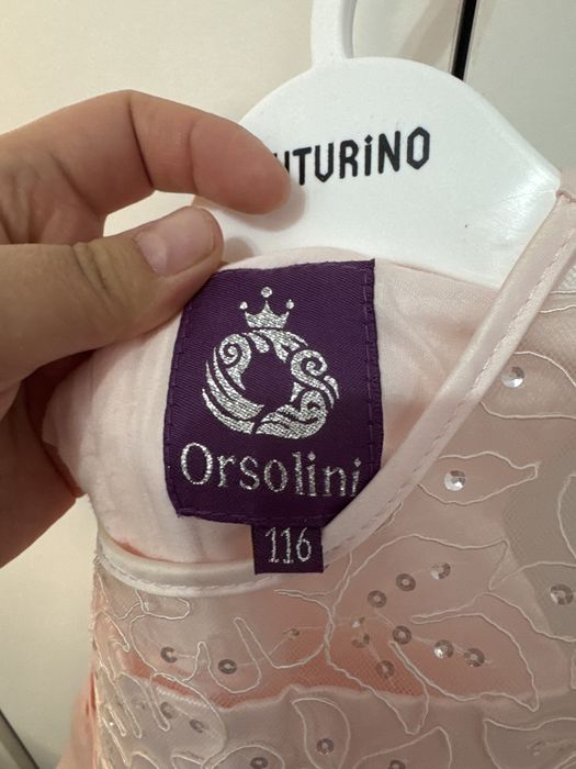 Продам платье на девочку размер 116