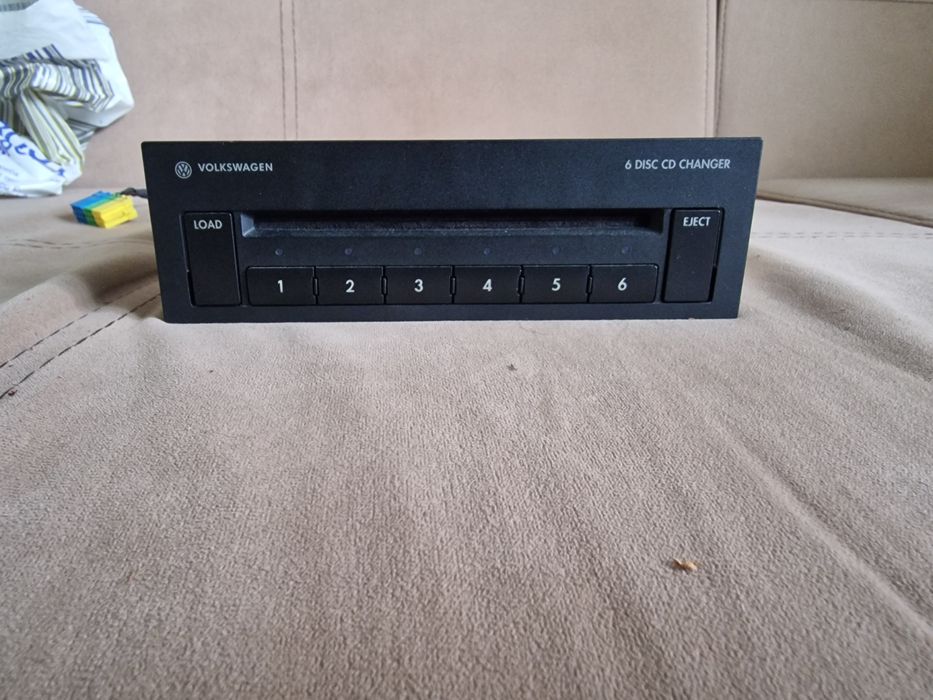 CD Changer VW (Голф 4, Бора, Пасат) - Работещ