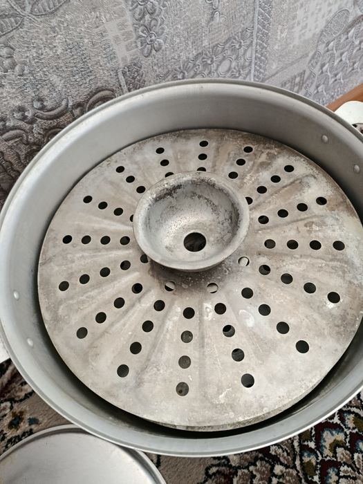 Manti qasqon sotiladi