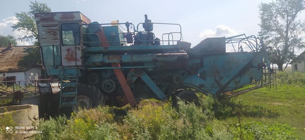 Продам комбайн на ходу