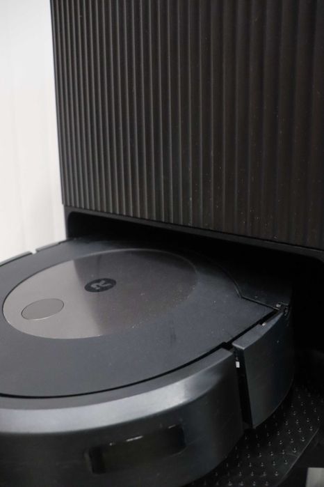 iRobot Roomba Combo j9+ Самоизпразваща се прахосмукачка робот
