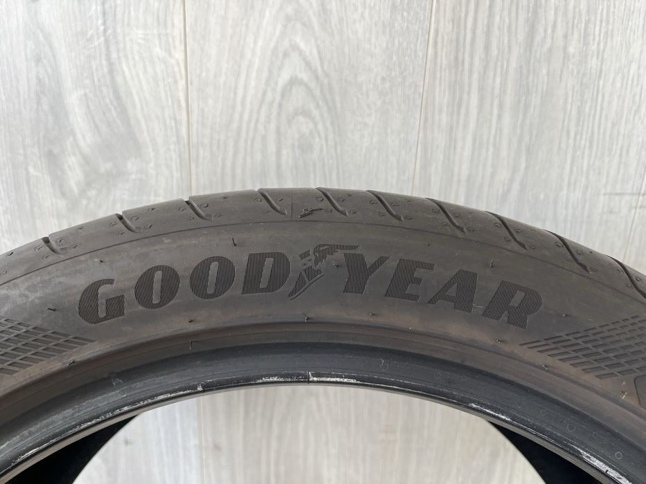 Летни гуми 255/40/18 Goodyear Eagle F1 Asymmetric 5