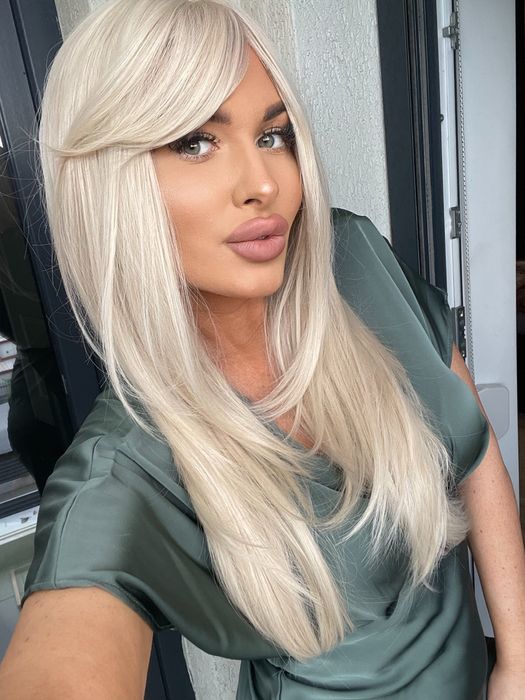 Peruca semi natural blonda , breton lateral