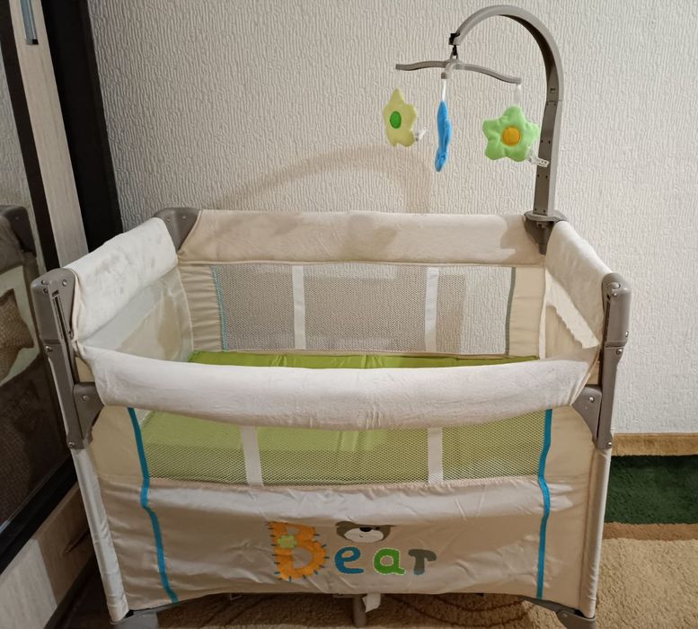 Продам детскую кроватку