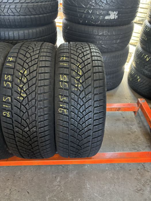 Anvelope Iarna 215/55/17 GoodYear UltraGrip Performance 215 55 17 R17