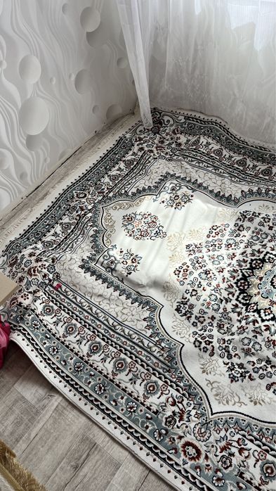 Продаем ковры в идеальном состоянии