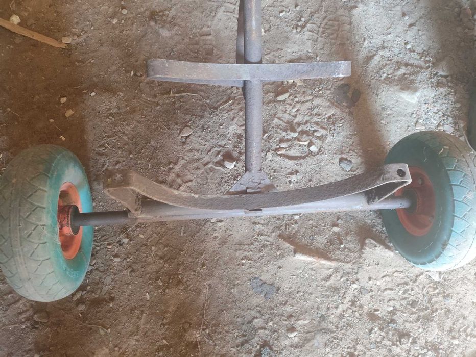 тачка для воды под флягу.