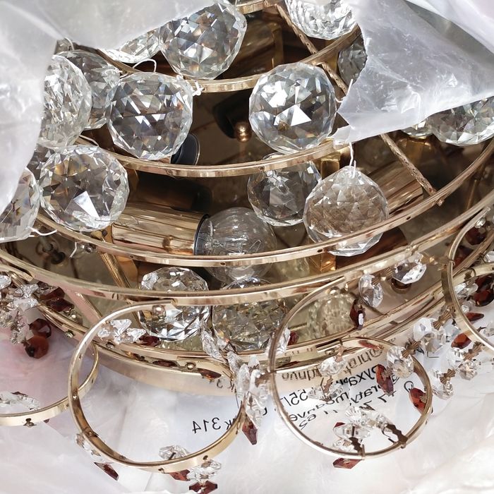 Люстра потолочная