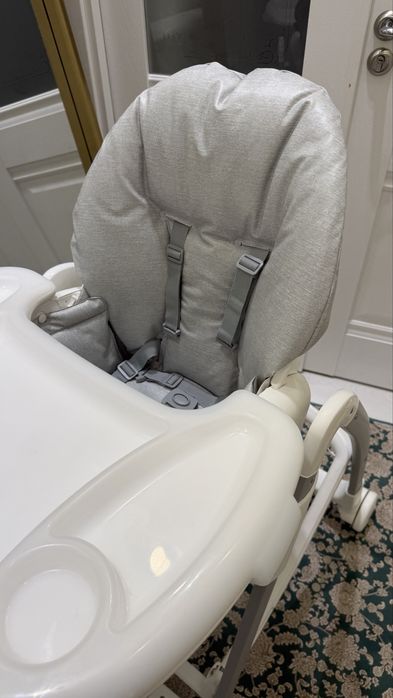 болалар учун овқатланиш столи б/у холати идельно