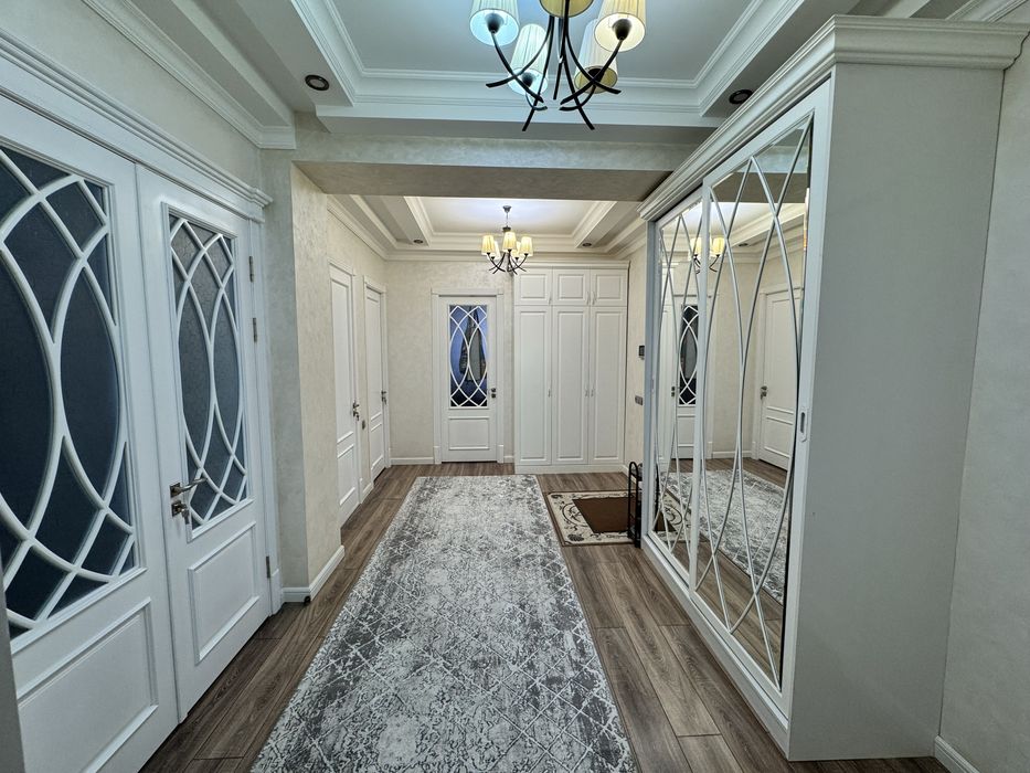 Аренда 4 комнатная квартира. Яшнабадский район. Ул Махтумкули.