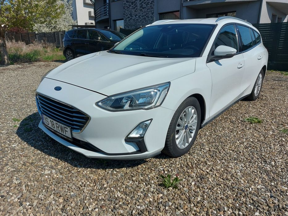 FORD Focus 2019 — imagine 8