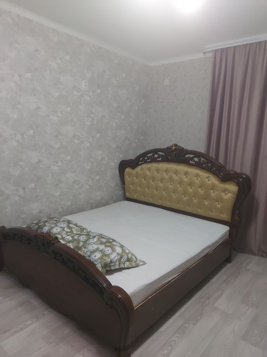 Продам спальный гарнитур