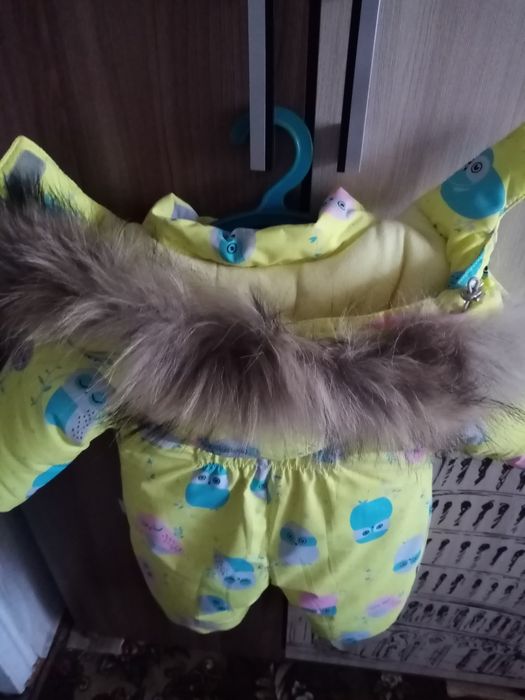 Продам комбинезон детский