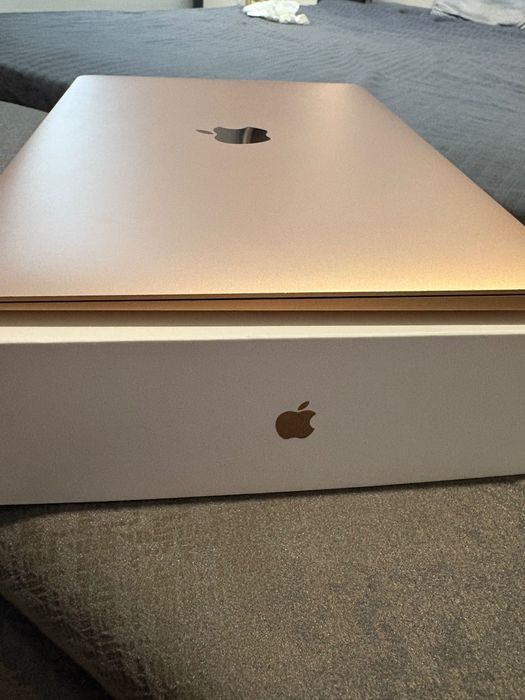 MacBook Air M1(2020)