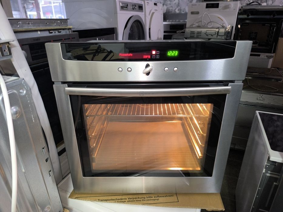 Фурна NEFF Mega 4624 N - автоматични програми хляб, пица и др.